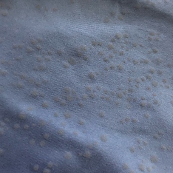 Under Armour Blue Reflective Quarter Zip NWOT - Picture 2 of 10